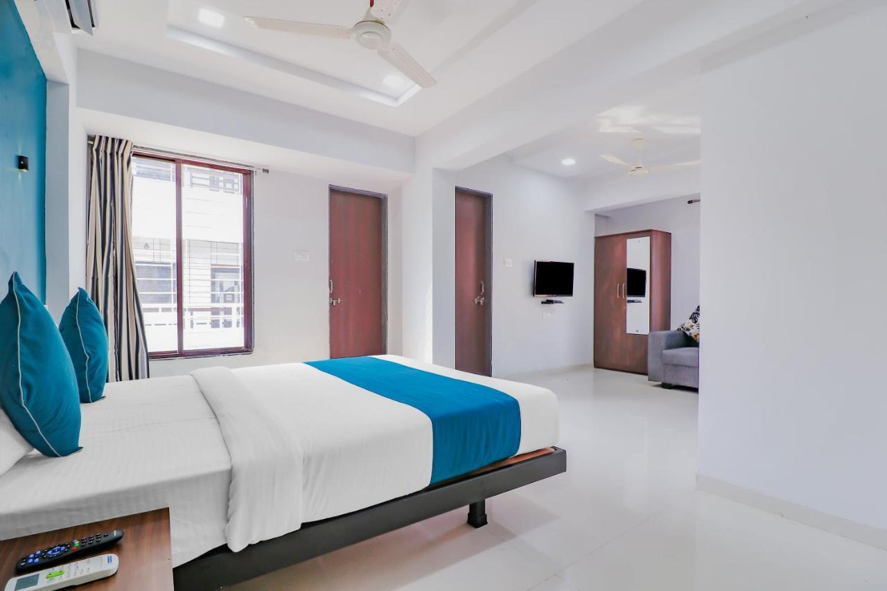 Oyo Silverkey 76245 Tcs Hinjewadi Ii 3* Pune