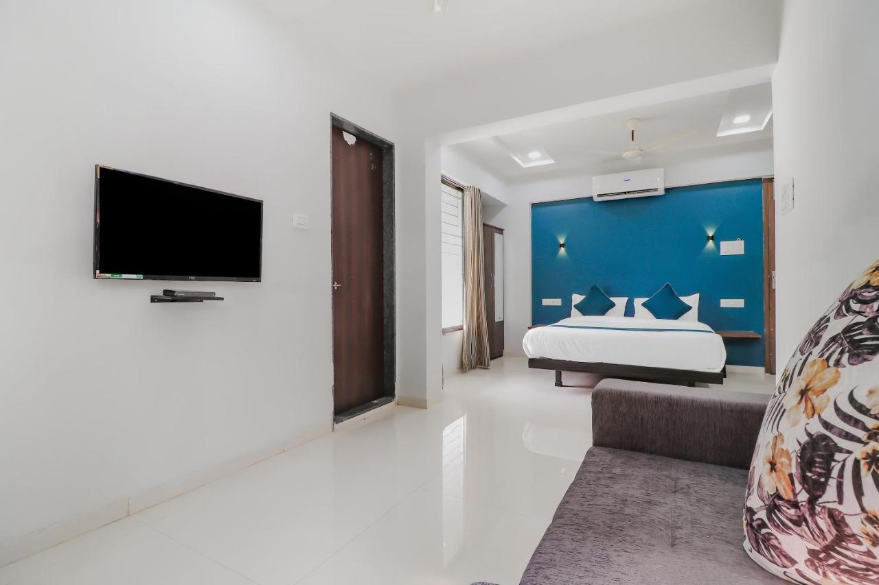 Oyo Silverkey 76245 Tcs Hinjewadi Ii Hotel